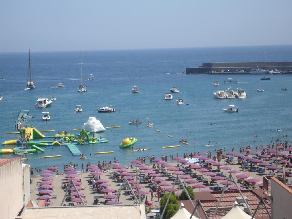 Hotel La Rusticana Giardini-Naxos Extérieur photo