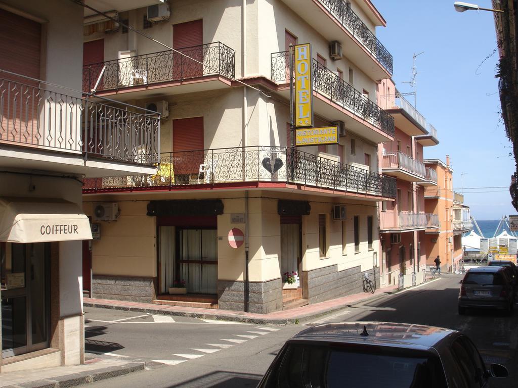 Hotel La Rusticana Giardini-Naxos Extérieur photo