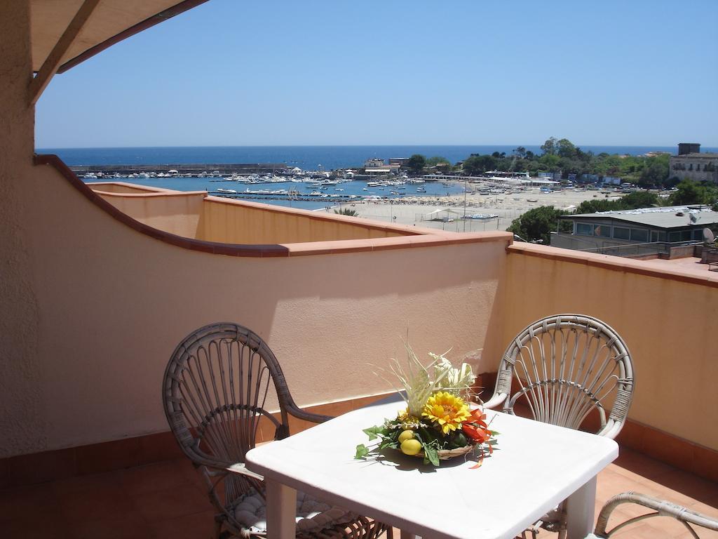 Hotel La Rusticana Giardini-Naxos Chambre photo